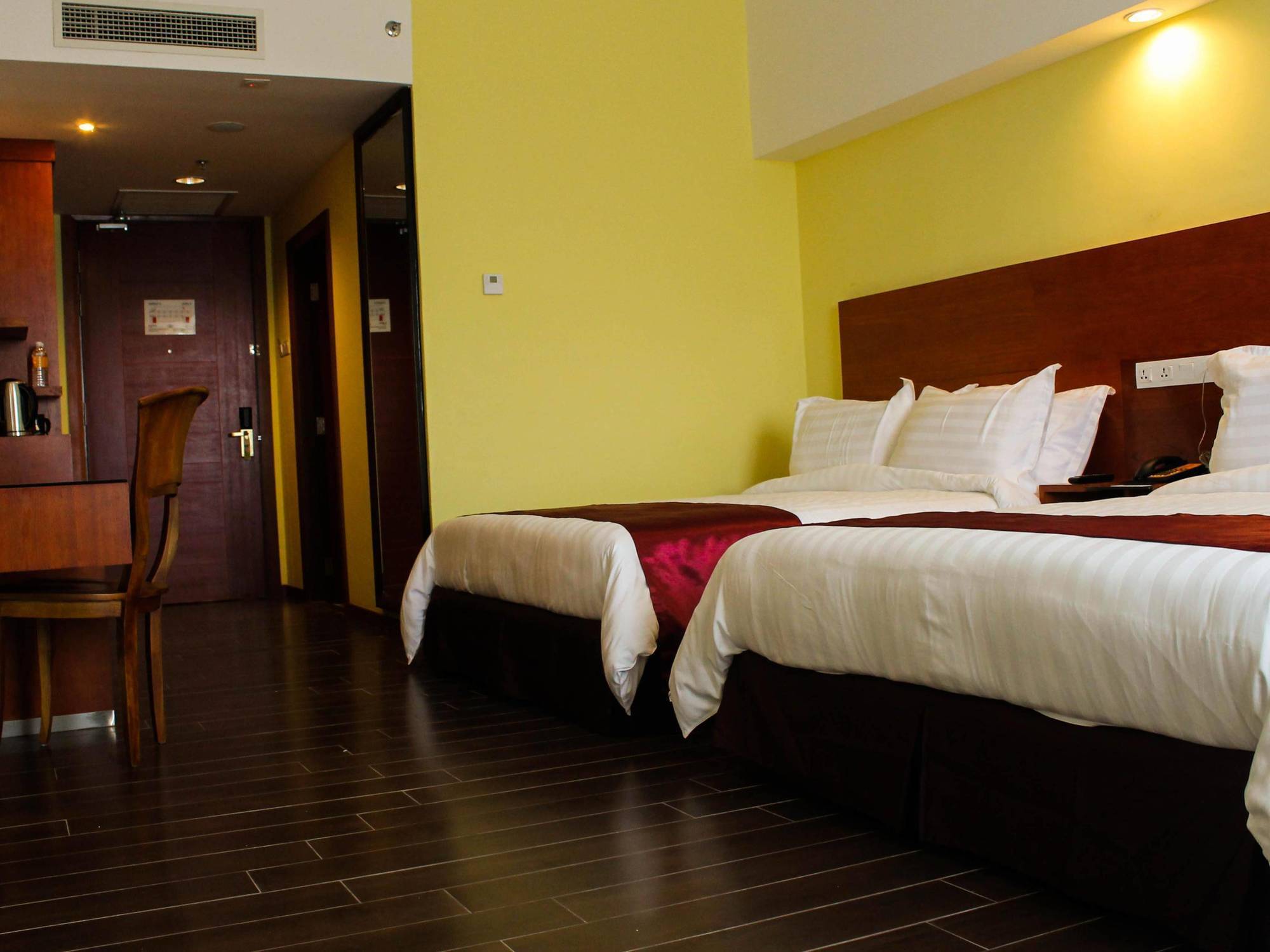 Palm Seremban Hotel Exterior foto